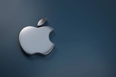Apple Stock: Big Earnings, Small Move—Time to Buy?