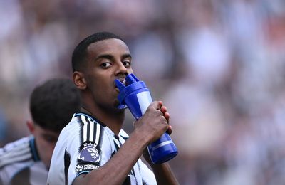 Liverpool report: Alexander Isak has already struck 'agreement', with wage revealed