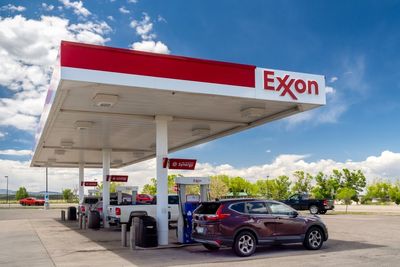 Exxon Mobil Hits Record Production, CEO Reaffirms Hunt For Value-Driven Deals