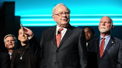 5 Reasons Why Warren Buffett Says Your Kids Should Have a Say in Your Will