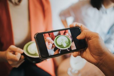 Why your matcha obsession may be messing with your iron levels, nutritionists explain