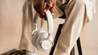 Cambridge Audio Melomania P100 vs Melomania P100 SE: what are the differences between these wireless headphones?