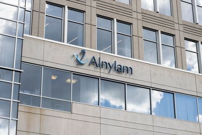 Alnylam's Amvuttra Makes Powerful Entrance, Eyes First-Line Dominance