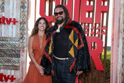 Jason Momoa Talks Meeting Adria Arjona's Dad, Ricardo Arjona and the Gift That Became a Madison Square Garden Moment