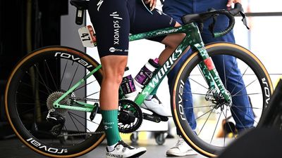 How do Tour de France Femmes riders get their custom bikes so fast?