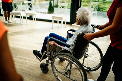 7 Warning Signs Your Assisted Living Facility Is Under Investigation