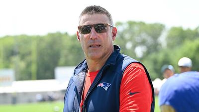 Mike Vrabel Had Blunt Response About Patriots Potentially Trading for Terry McLaurin, Micah Parsons