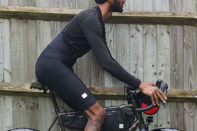 Sportful Fiandre bib shorts review: Understated performance, but a fit that's a little too snug