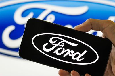 Ford Warns $3 Billion Tariff Bill Will Cut Profits and Pressure Prices in 2025