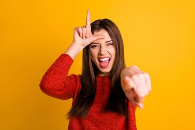 Jerk Alert: 10 Characteristics of Male and Female Jerks (Yes,You May Be Dating One)
