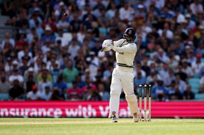 Siraj Strikes After Jaiswal Helps India Set England Daunting Target
