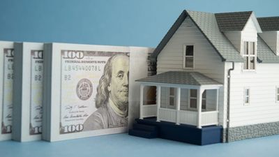 American Home Sellers Retreat as Buyers Push Back Against Record Prices