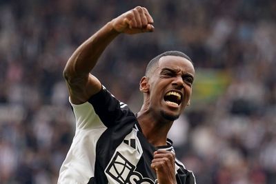 Sunday’s briefing: Eddie Howe frustrated by Isak saga as Wilson joins Hammers