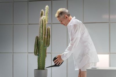 Clive at Arcola Theatre review: it's hard to care while watching this pointless production