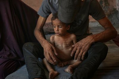 300 sick Gazan children to be brought to UK for free medical care