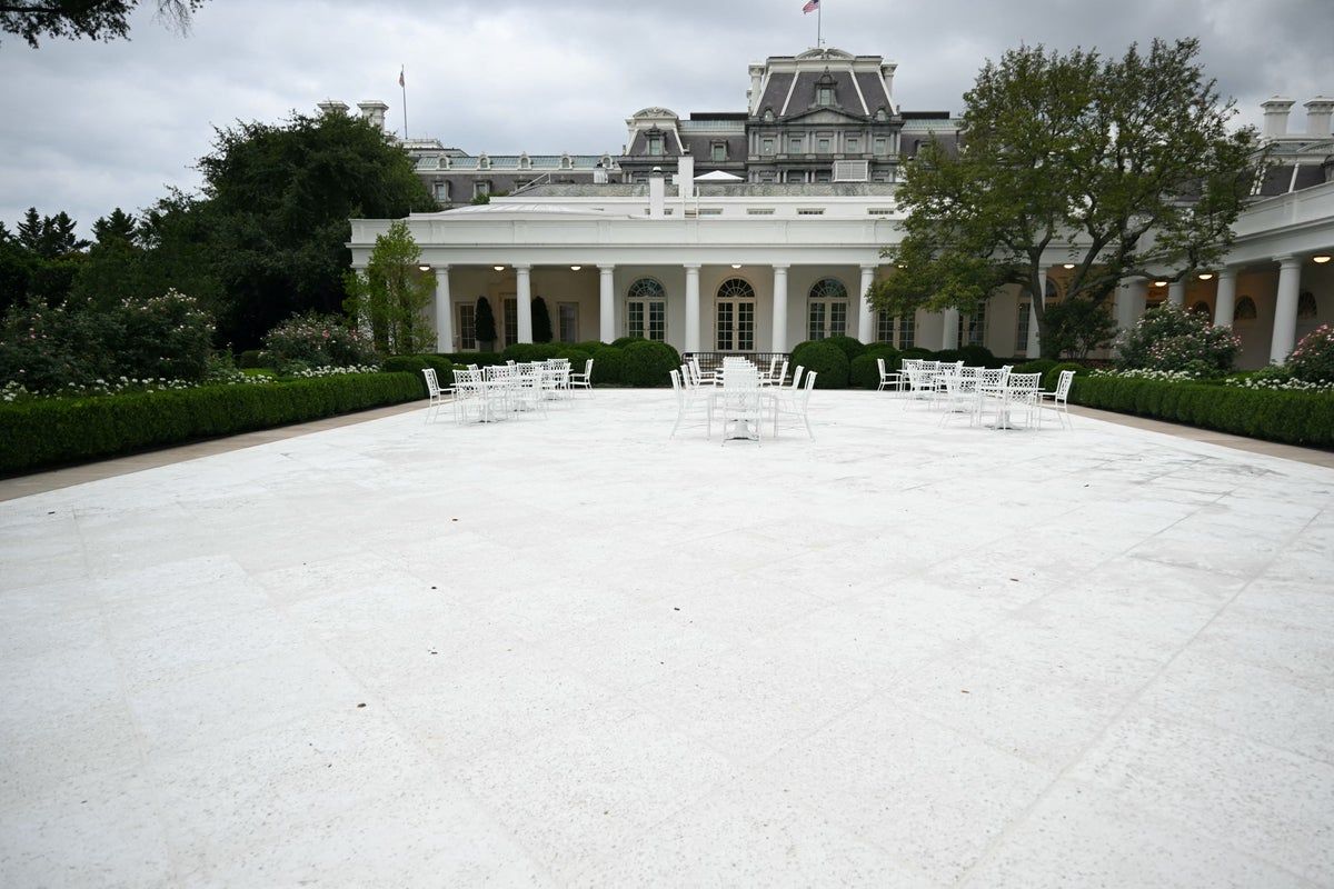 trump-paves-over-white-house-rose-garden-with-concrete