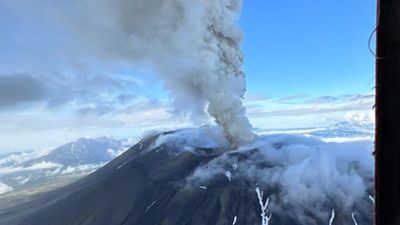 Kamchatka's Krasheninnikov volcano erupts for the first time in 600 years