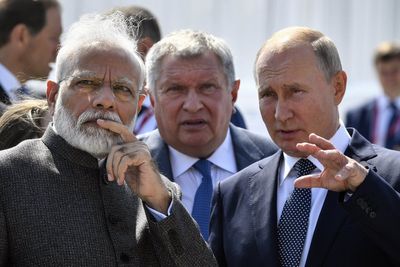 India signals it will keep buying Russian oil despite Trump tariff threat