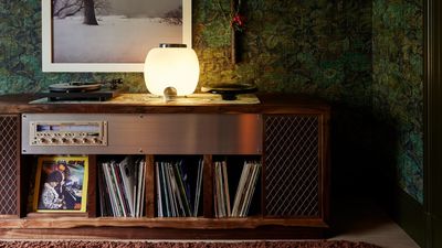 Stop, There's a Difference Between a 'Turntable' and 'Record Player'? Here's Why They're Not the Same Thing, and Which You Should Get
