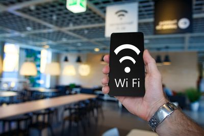 How Free Wi-Fi in Chain Restaurants Has Become a Tool for Data Harvesting