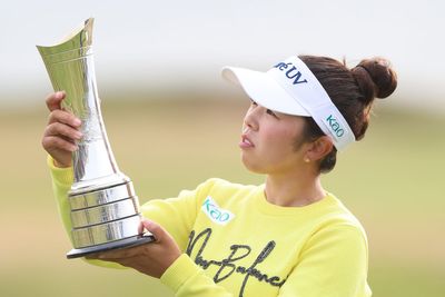 Miyu Yamashita holds off Charley Hull to win first major at Women’s Open