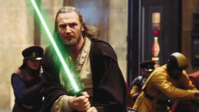 Star Wars star Liam Neeson says his death scene in The Phantom Menace was "a bit namby-pamby" as he criticizes Qui-Gon's fighting: "Hardly a Master Jedi"