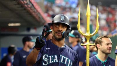 Mariners’ Julio Rodriguez Makes Wild MLB History With Home Runs and Stolen Bases