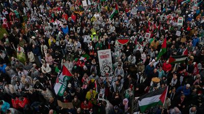Protesters seize momentum after huge Gaza bridge march