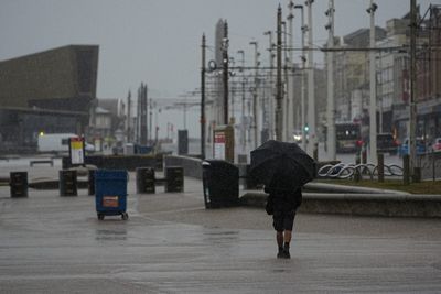 Weather warnings come into force with severe travel disruption expected