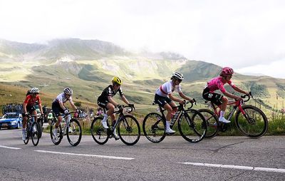 Scare for Kasia Niewiadoma-Phinney and Cedrine Kerbaol after crash at the base of Col de Joux-Plane in Tour de France Femmes finale
