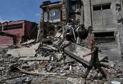 Ukraine war briefing: Top Trump aide accuses India of financing Russian war by buying oil