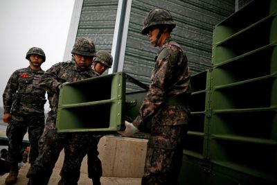 South Korea begins removing loudspeakers on border with North to reduce tensions