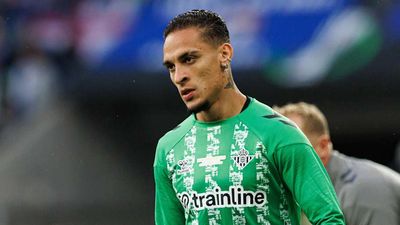 Report: Man Utd Rocked by Antony Transfer Demand