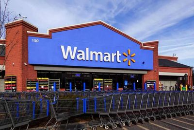 Dear Walmart Stock Fans, Mark Your Calendars for August 21