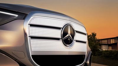 Mercedes Hopes Its EVs Stand Out With a New 'Pixelated' Grille