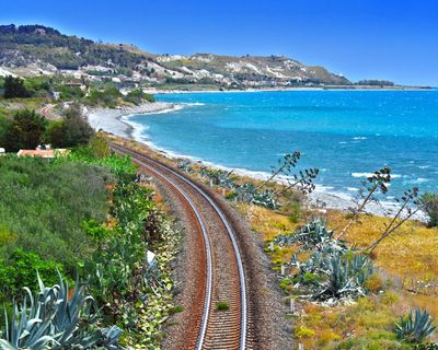 Share a travel tip on a rail holiday in the UK or Europe