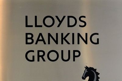 Lloyds leads FTSE 100 up as European stocks rally