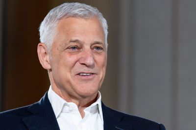 Bank CEO breaks from the pack on return to office. He goes in 4 days a week but leaves the rest up to the 'adults' he works with