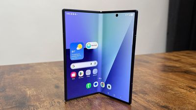 A YouTuber is folding and unfolding the Galaxy Z Fold 7 200,000 times in an extreme durability test livestream
