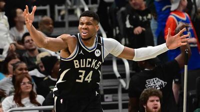 Bucks Clapped Back at Continued Giannis Trade Rumors With Perfect Emoji Response