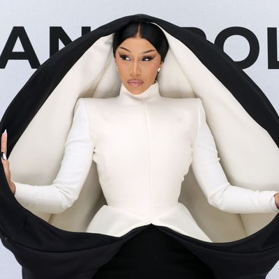 Cardi B's Asymmetrical Bang Is One of Her Most Daring Hairstyles Yet