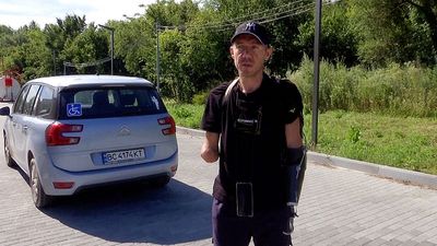 This veteran can now drive again after losing all four limbs during Russia’s war in Ukraine
