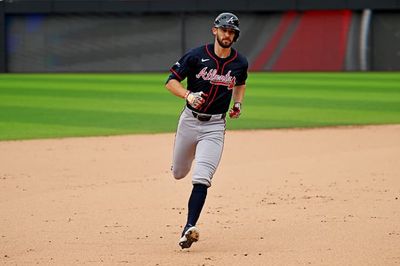 Braves beat Reds 4-2 at Bristol Motor Speedway