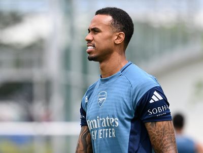 Arsenal get major double injury boost ahead of Manchester United clash
