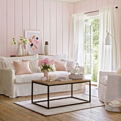 These are the 3 curtain colours experts say are going out of style for 2026 – is the shade of your window dressings on the list?