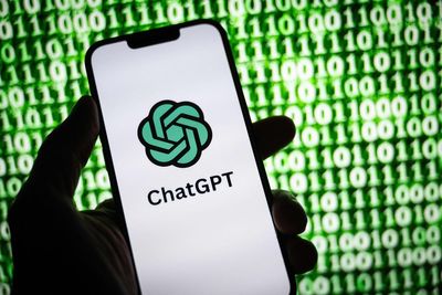 Why growing number of people are turning to AI for therapy
