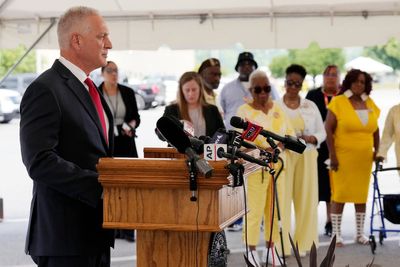 Tennessee man executed while his defibrillator remained active cried out in pain as he died, witnesses say