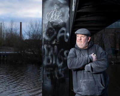 TV tonight: Johnny Vegas’s lovely public art project