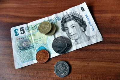 Savings Tax Could Affect 300k Brits: Will You Be Deducted And How Much Will You Pay?