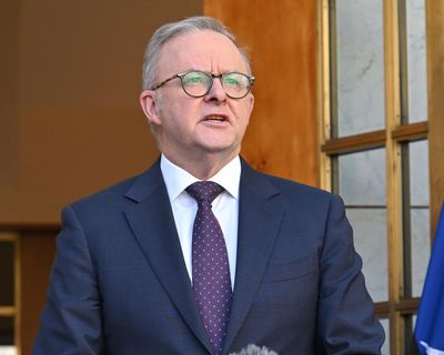 Afternoon Update: Labor urged to take stand on big tech and AI; man allegedly sold opioid vapes; and can you get sick from being underdressed?